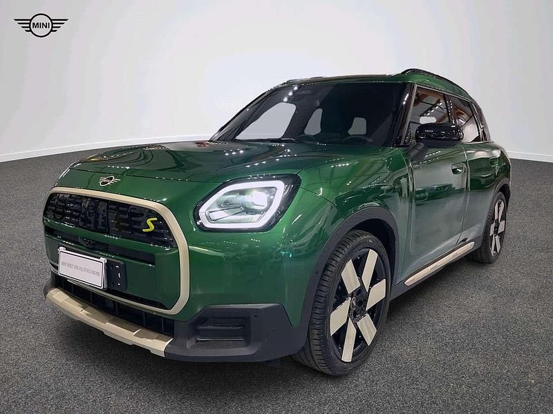 Verde Usata 2024 Mini Countryman Favoured SUV | 38.099 € (Buon prezzo) - Immagine 1/4