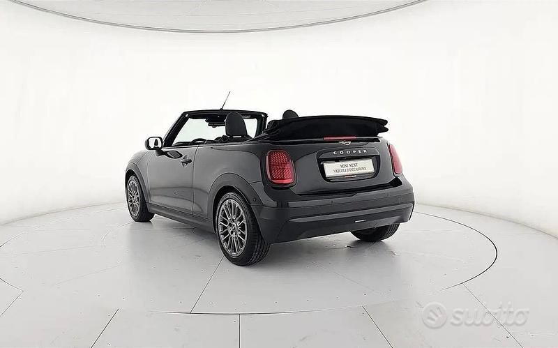 Usata Mini Cooper Cabriolet Classic 163 CV (119 kW) 2025 Nero Cabrio