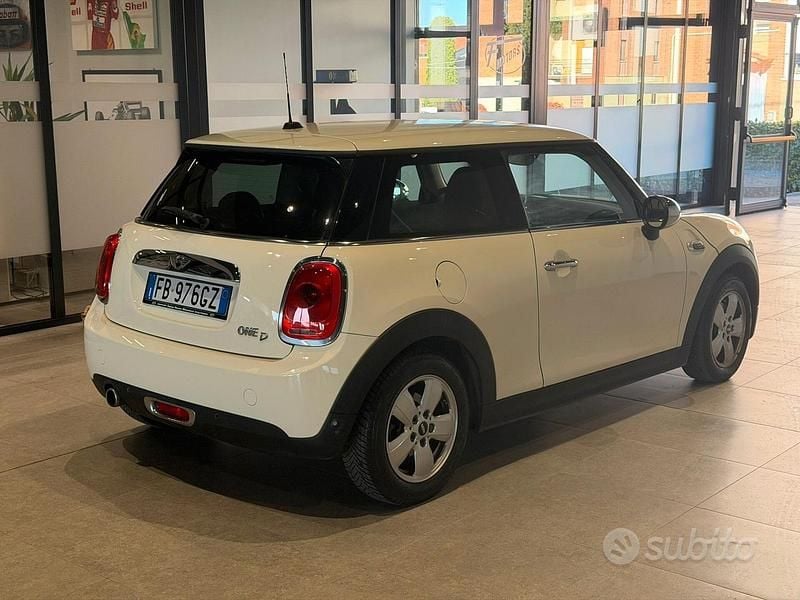 Usata Mini One D 95 CV (69 kW) 2015 Bianco Utilitaria