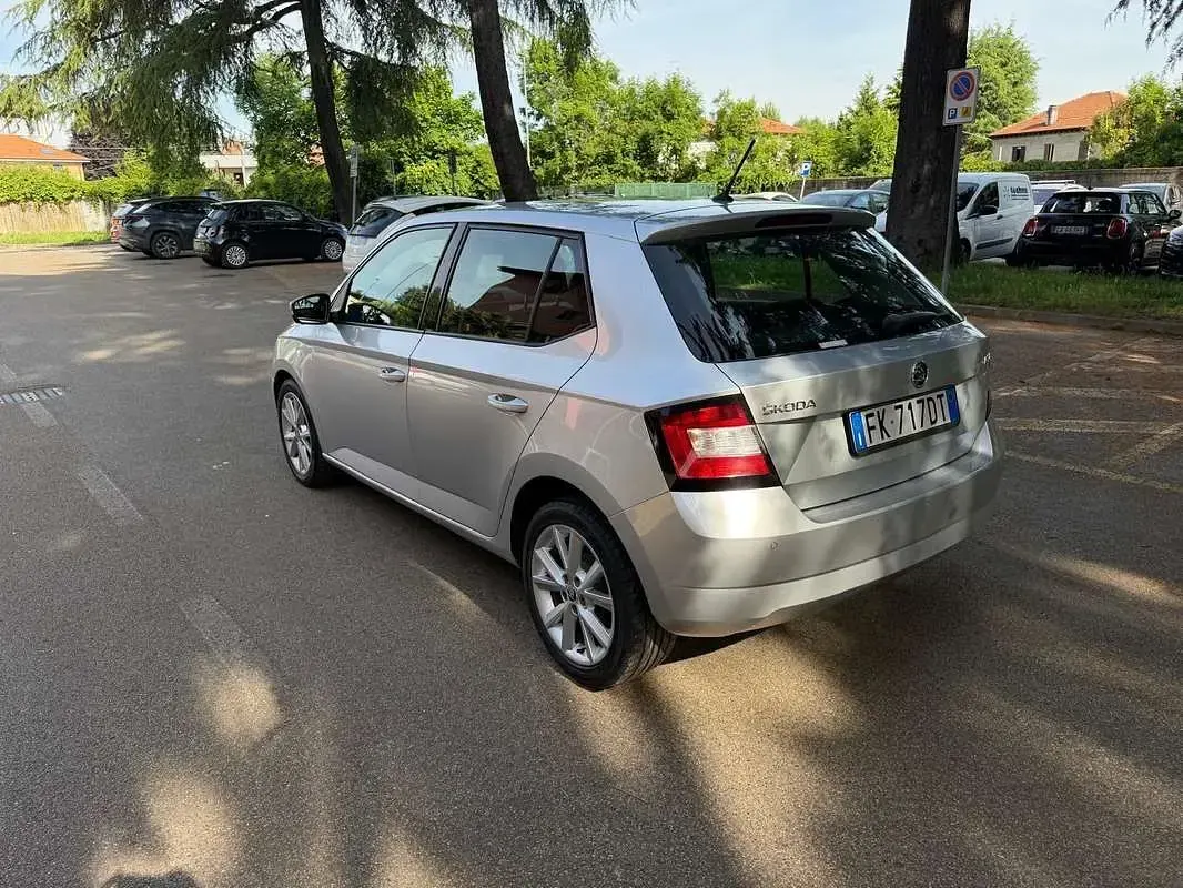Usata Skoda Fabia Design Edition 75 CV (55 kW) 2017 Berlina