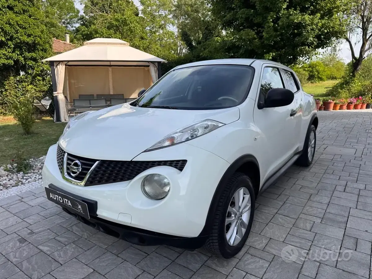 Usata Nissan Juke Visia 110 CV (80 kW) 2012 Bianco SUV