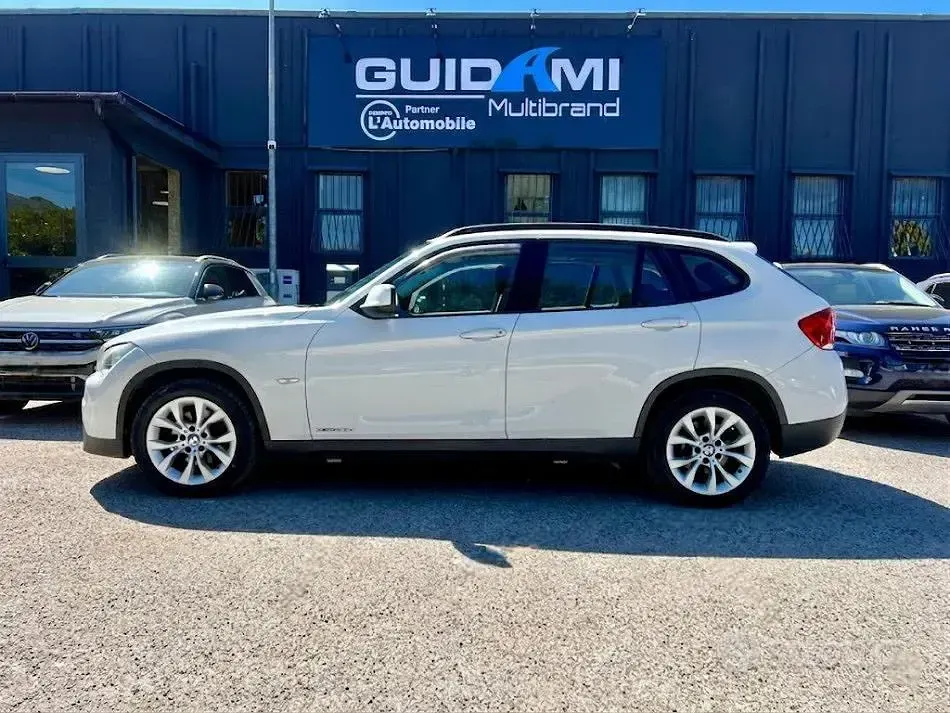 Usata BMW X1 Efficient Dynamics 177 CV (130 kW) 2011 Bianco SUV