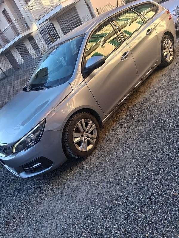 Usata Peugeot 308 SW Style 131 CV (96 kW) 2018 Station wagon
