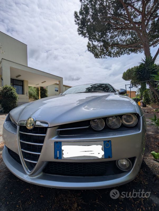 Grigio Usata 2005 Alfa Romeo 159 Tre volumi | 3500 € (Molto cara) - Immagine 1/4