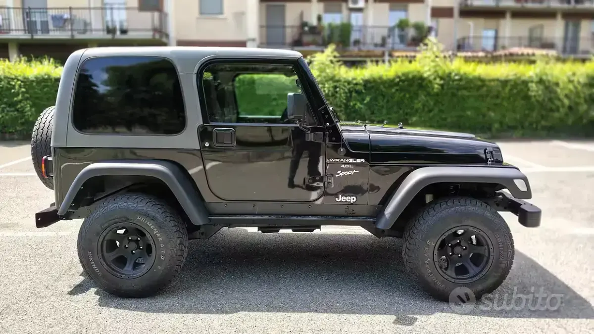 Usata Jeep Wrangler Sport 177 CV (130 kW) 2000 SUV