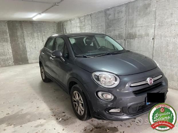 Usata Fiat 500X Lounge 95 CV (69 kW) 2015 Gray SUV