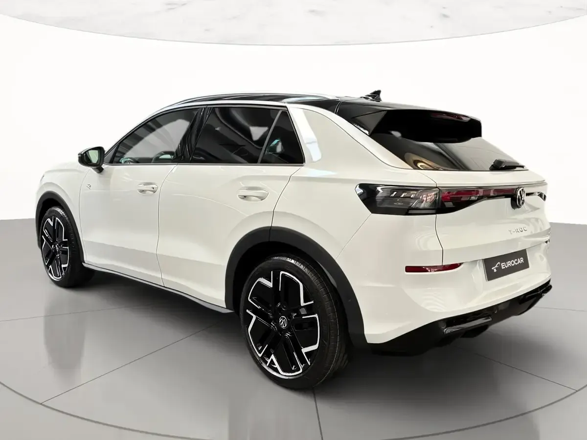 Nuova VW T-Roc R-line 150 CV (110 kW) 2026 Pure white nero SUV