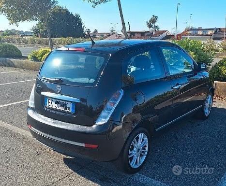 Usata Lancia Ypsilon 69 CV (50 kW) 2011 Utilitaria