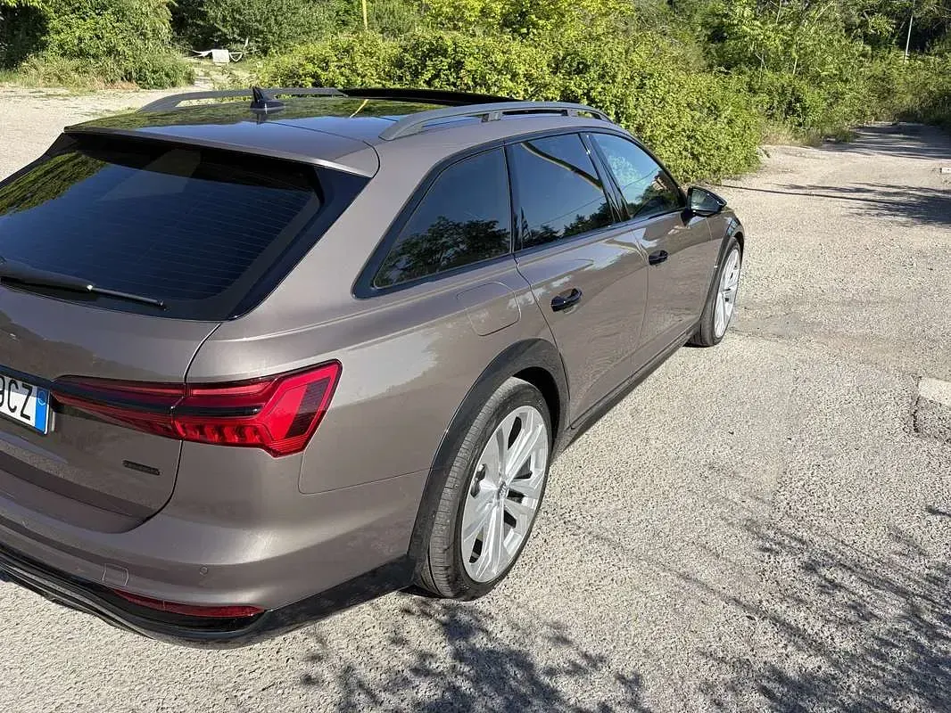 Usata Audi A6 Allroad 286 CV (210 kW) 2020 Station wagon