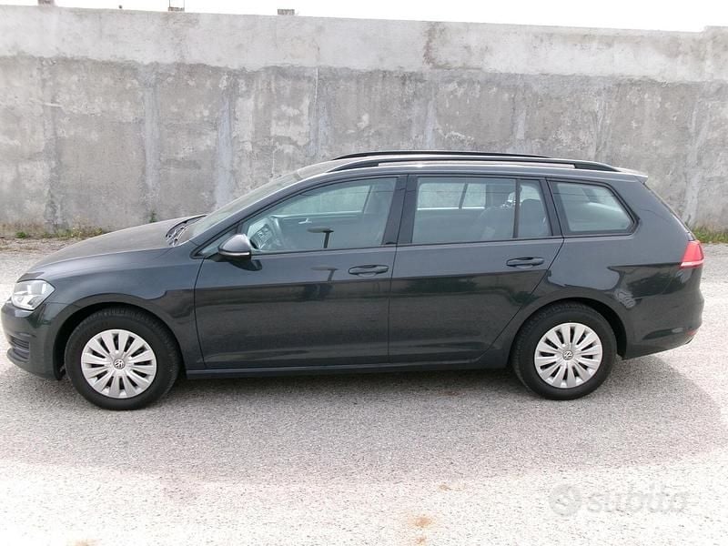Usata VW Golf VII Trendline 90 CV (66 kW) 2016 Grigio Berlina