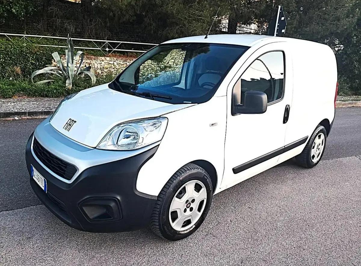 Usata Fiat Fiorino 95 CV (69 kW) 2022 Bianco Monovolume
