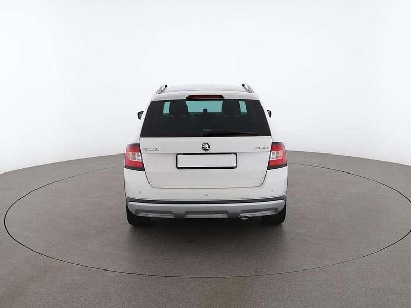 Usata Skoda Fabia ScoutLine 90 CV (66 kW) 2017 Bianco Station wagon