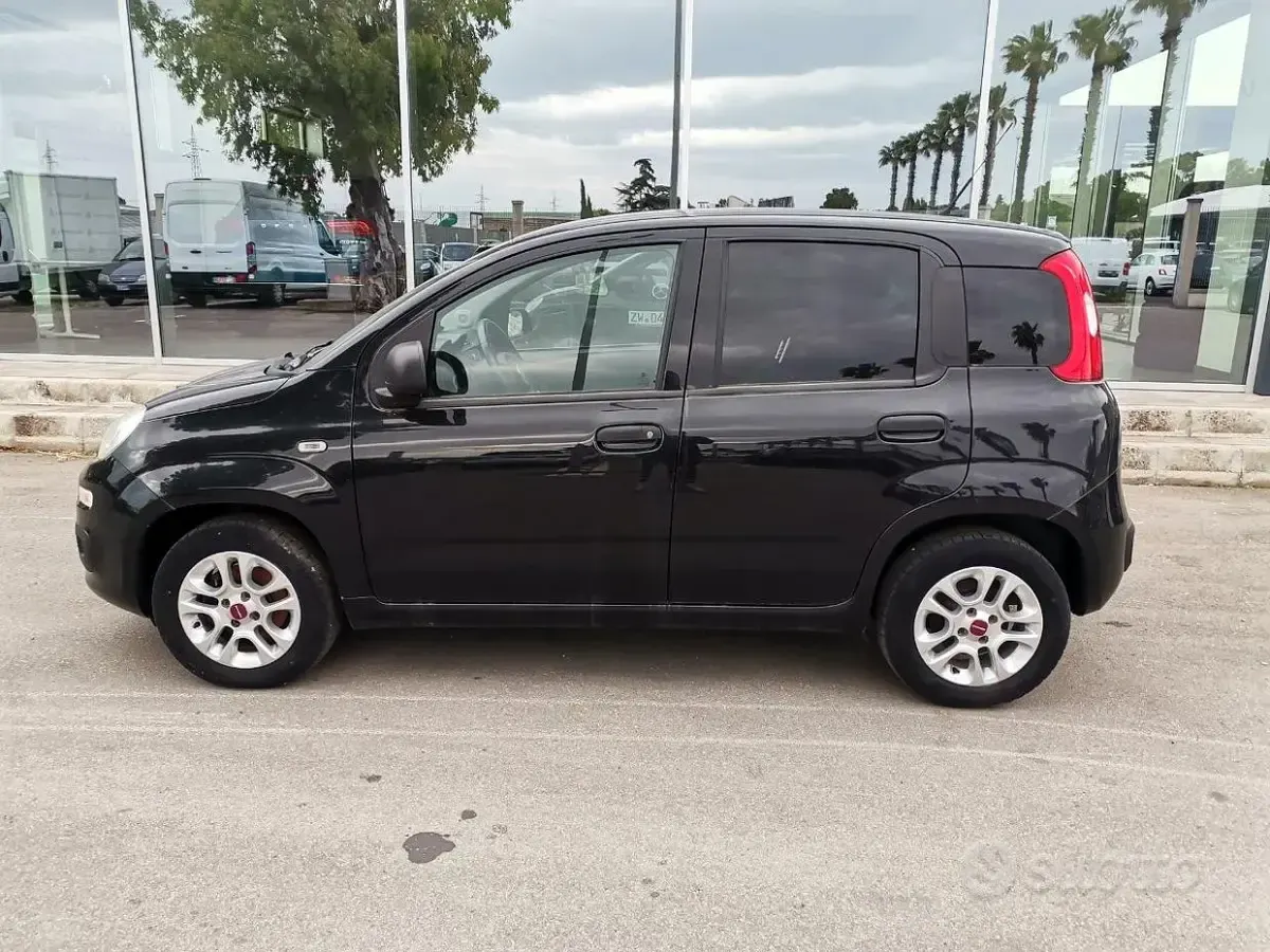 Usata Fiat Panda Easy 69 CV (50 kW) 2018 Nero Utilitaria
