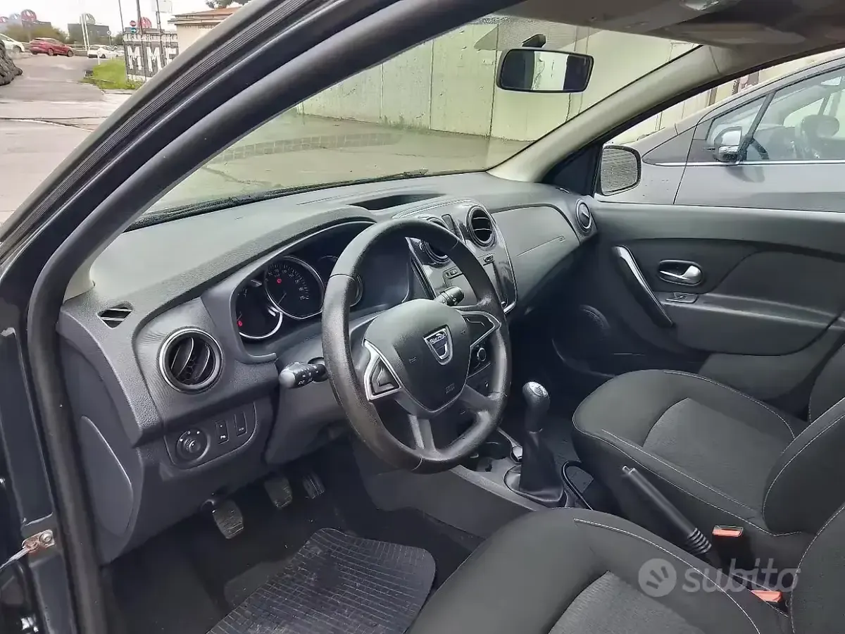 Usata Dacia Logan 75 CV (55 kW) 2018 Grigio Station wagon