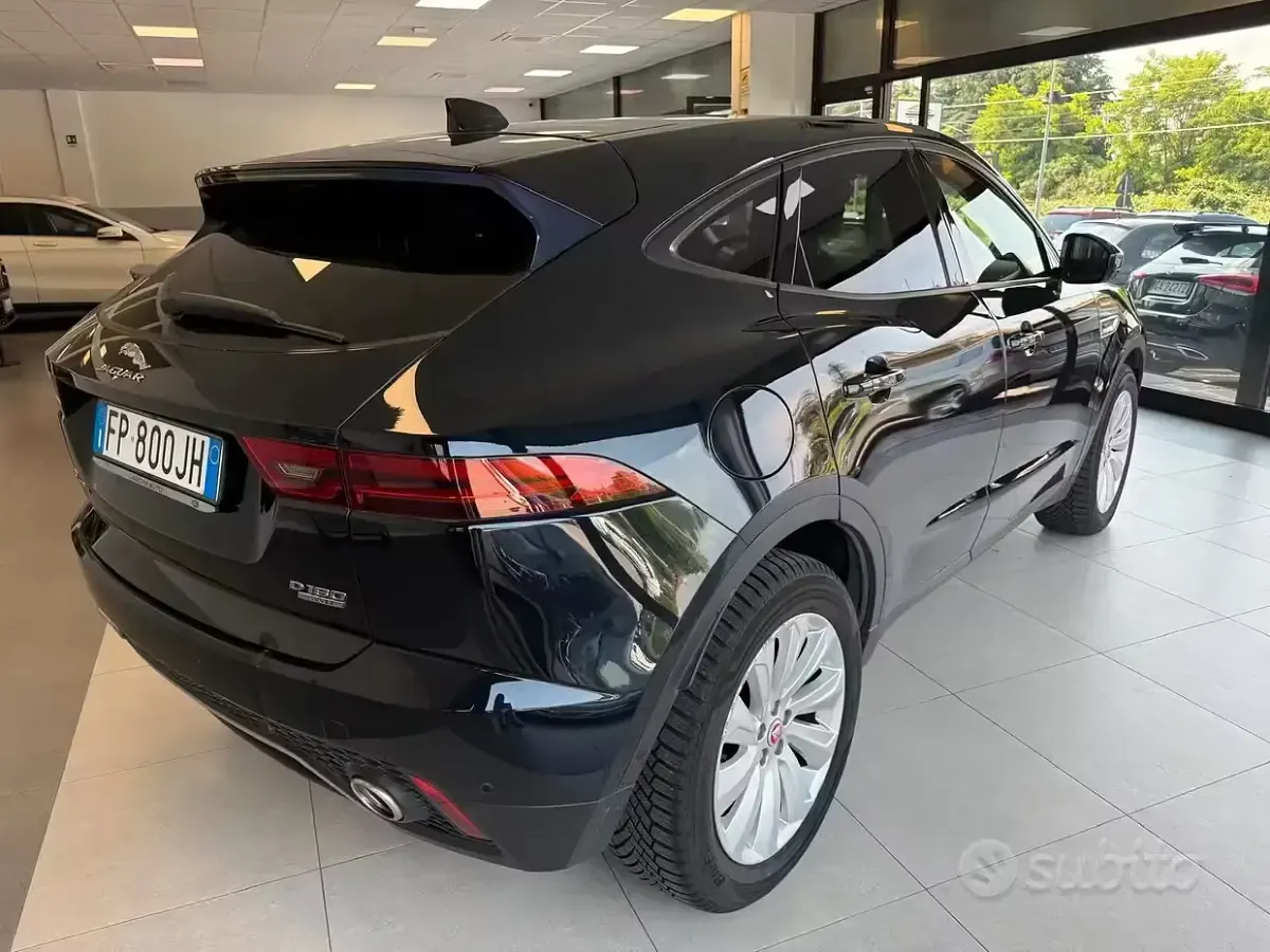Usata Jaguar E-Pace 179 CV (131 kW) 2018 Nero SUV