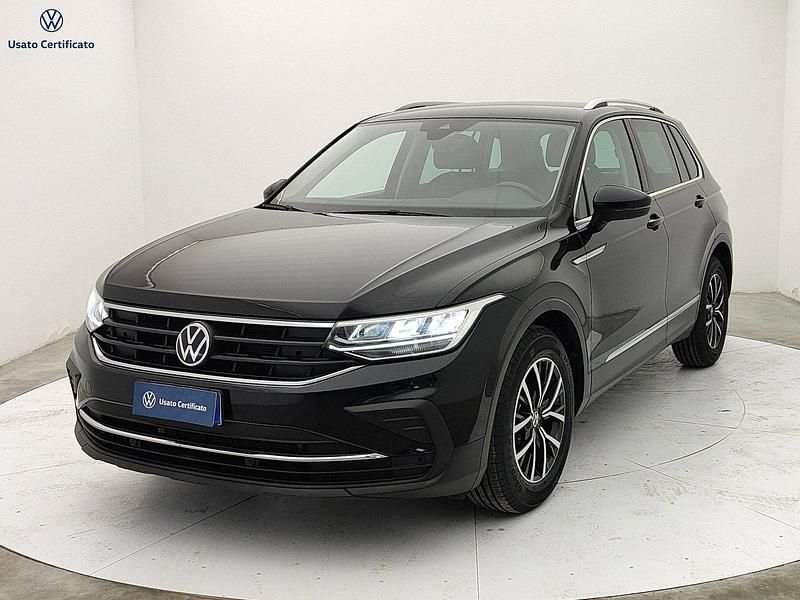 Usata VW Tiguan Life 150 CV (110 kW) 2023 Nero SUV
