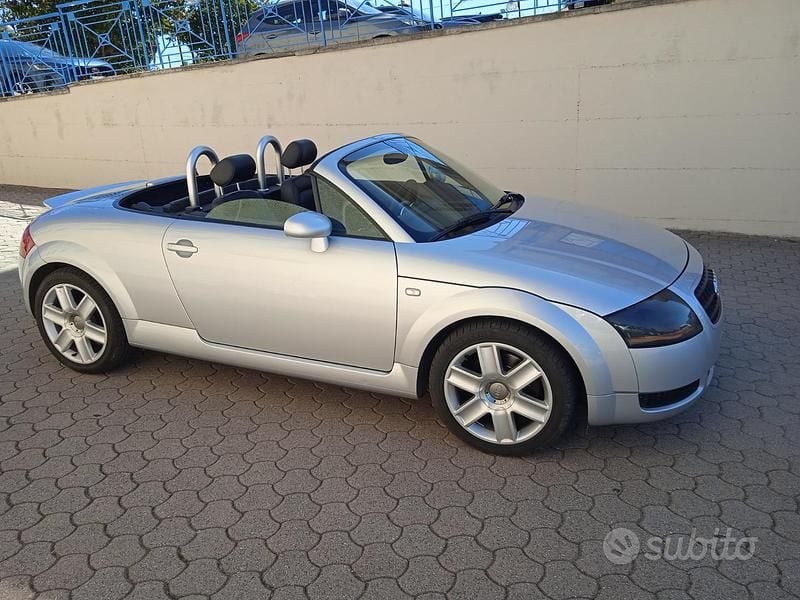 Usata Audi TT 150 CV (110 kW) 2003 Grigio Coupé