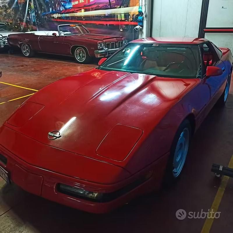 Usata Corvette C3 1991 Rosso Cabrio