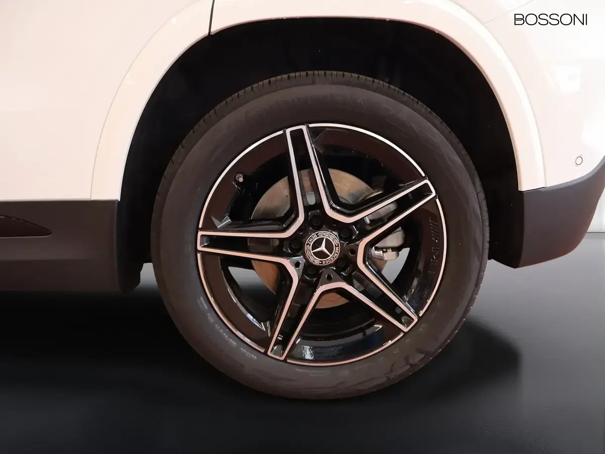Nuova Mercedes GLA250 AMG line 218 CV (160 kW) 2026 Bianco SUV