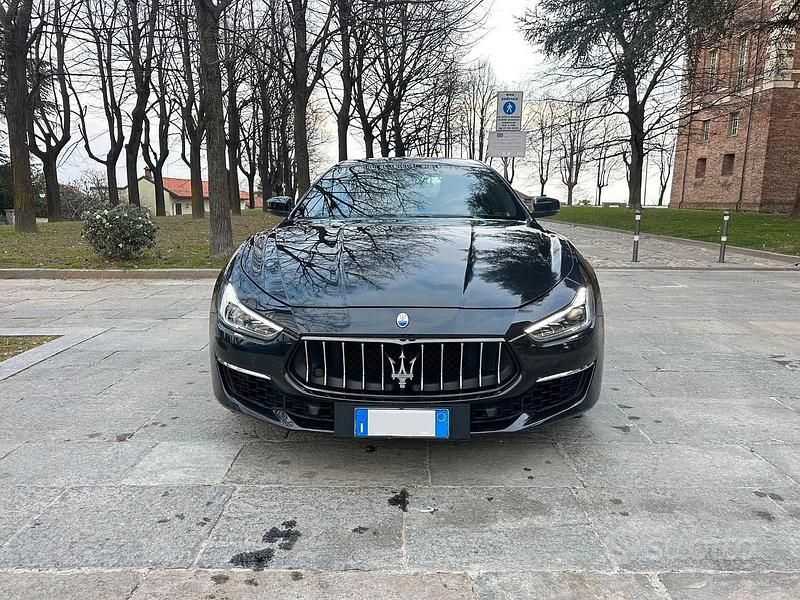 Usata Maserati Ghibli GranLusso 250 CV (183 kW) 2018 Nero Berlina