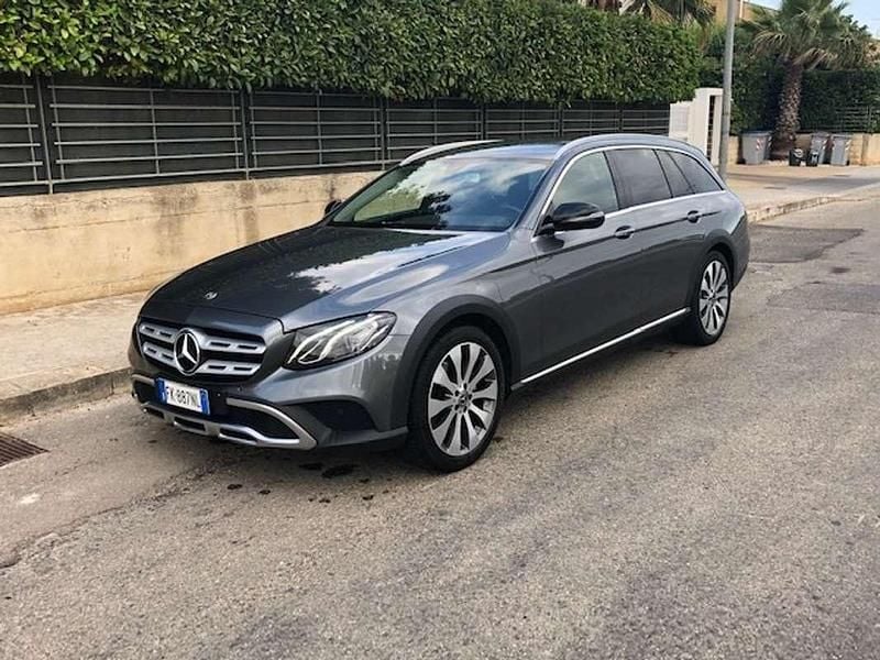 Usata Mercedes E220 All-Terrain 194 CV (142 kW) 2017 Grigio Station wagon