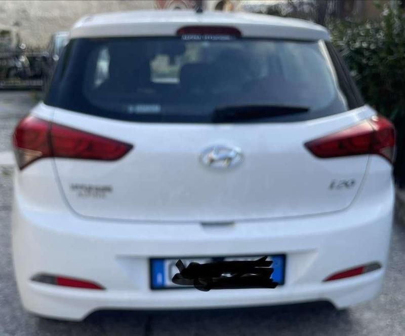 Usata Hyundai i20 Classic 75 CV (55 kW) 2018 Bianco Utilitaria