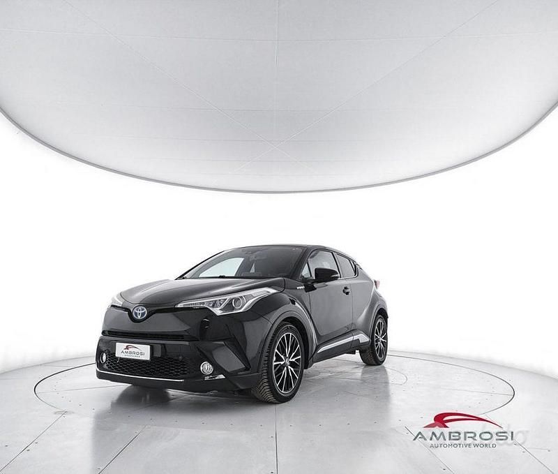 Usata Toyota C-HR Lounge 122 CV (89 kW) 2017 Nero SUV