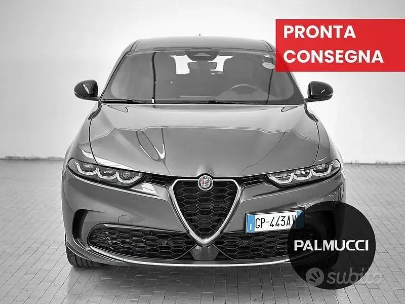 Usata Alfa Romeo Tonale Ti 160 CV (117 kW) 2023 Grigio SUV