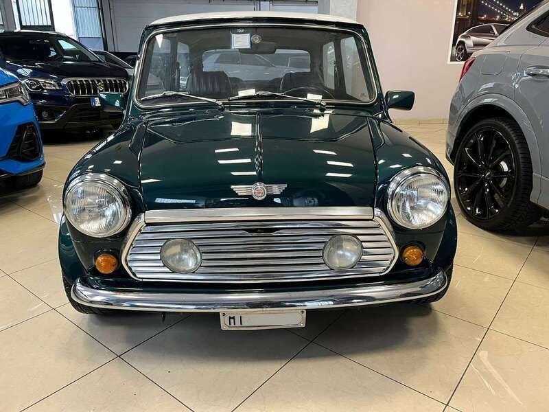 Usata Mini Cooper 61 CV (44 kW) 1991 Verde Utilitaria
