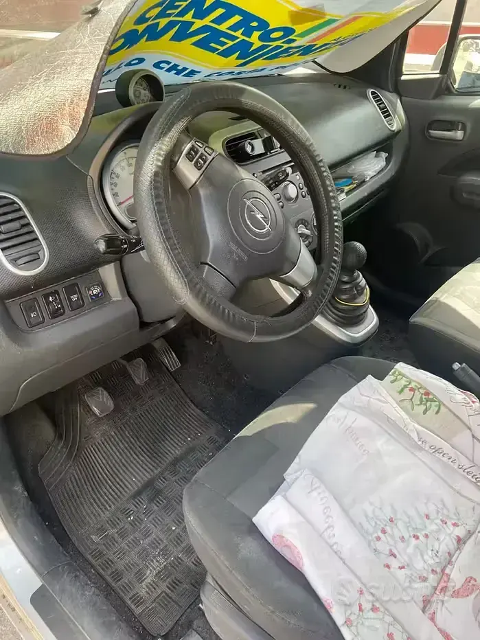 Usata Opel Agila 86 CV (63 kW) 2008 Grigio Utilitaria