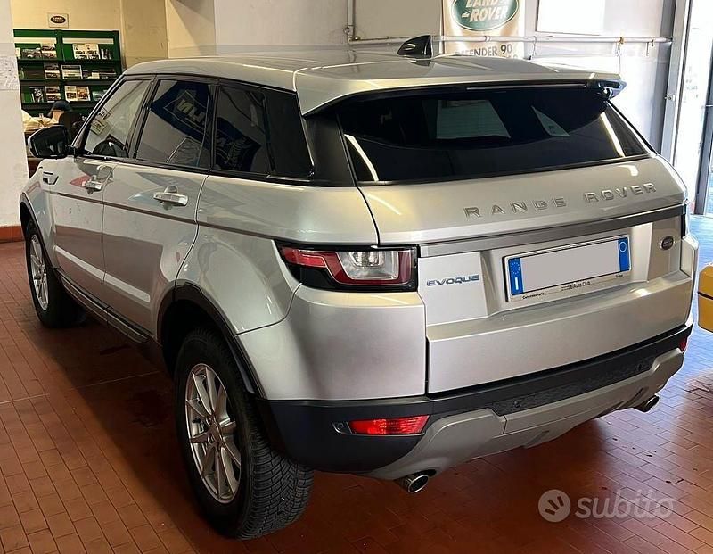 Usata Land Rover Range Rover evoque 150 CV (110 kW) 2017 Grigio SUV