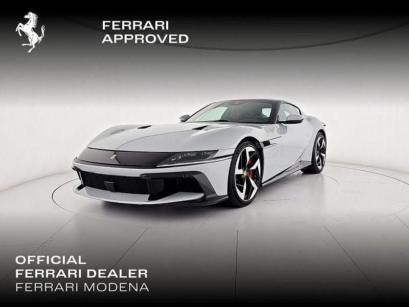 Usata Ferrari 12 Cilindri 830 CV (610 kW) 2026 Coupé
