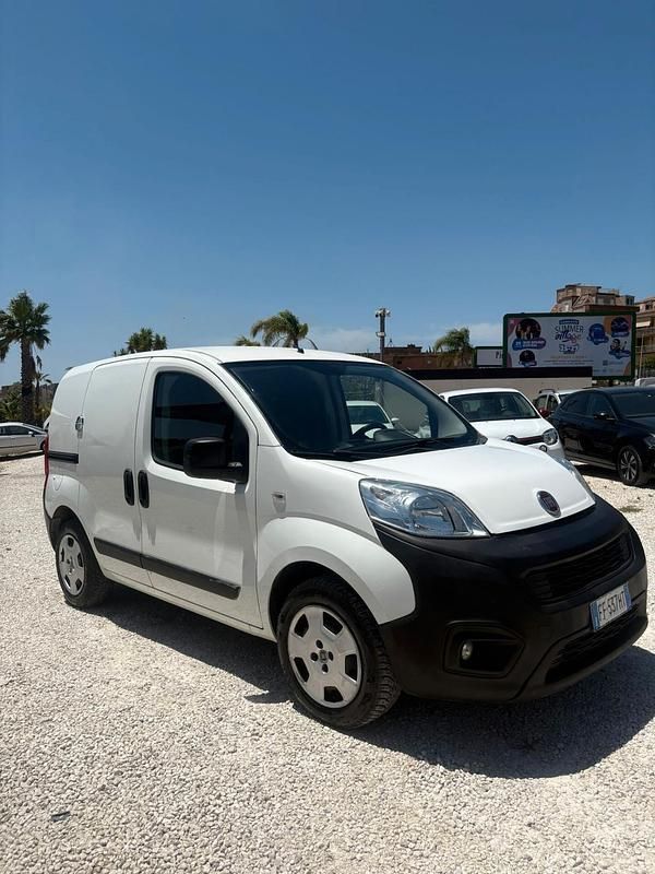 Usata Fiat Fiorino 95 CV (69 kW) 2016 Bianco Monovolume