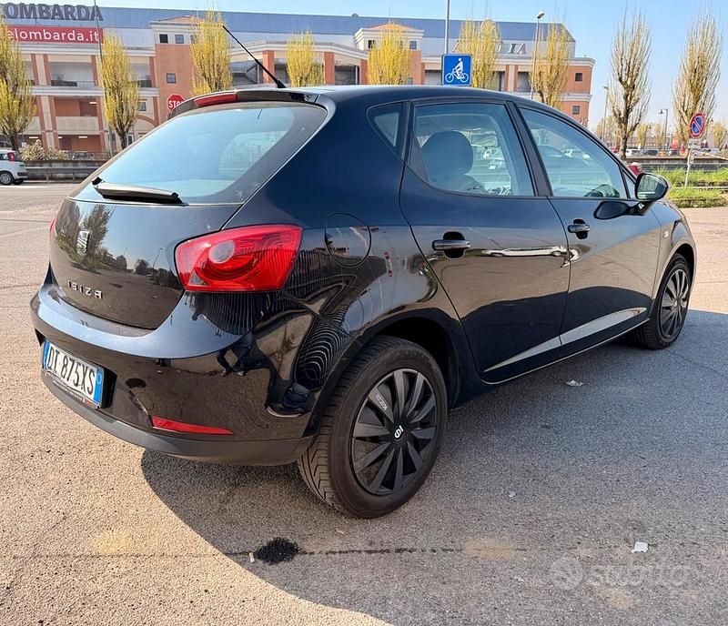 Usata Seat Ibiza Style 80 CV (58 kW) 2009 Nero Berlina