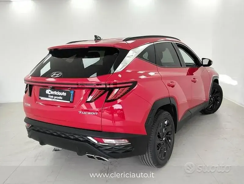 Käytetty Hyundai Tucson 150 HP (110 kW) 2022 Punainen Katumaasturi