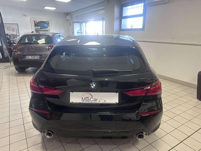 Usata BMW 120 Advantage 190 CV (139 kW) 2022 Nero Utilitaria
