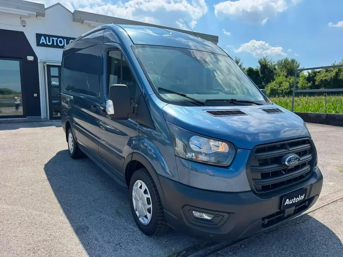 Usata Ford Transit Trend 169 CV (124 kW) 2023 Blu