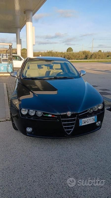 Usata Alfa Romeo 159 150 CV (110 kW) 2009 Nero Berlina