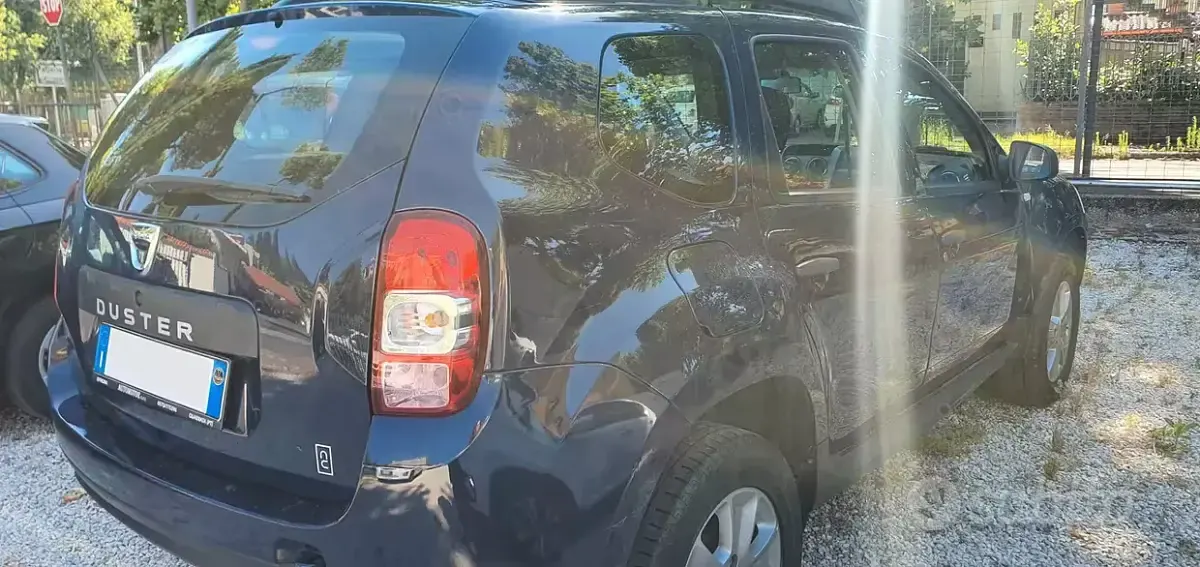 Usata Dacia Duster Ambiance 90 CV (66 kW) 2017 Bluazzurro SUV