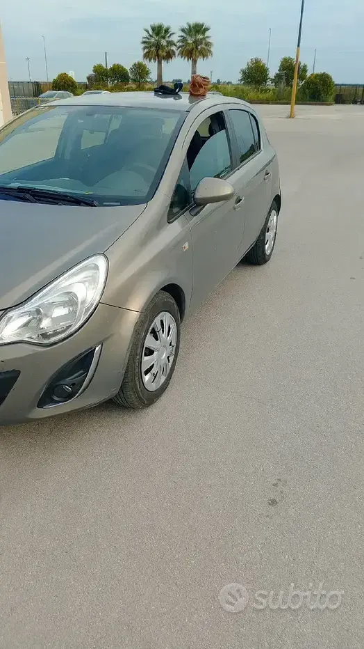 Usata Opel Corsa 75 CV (55 kW) 2013 Utilitaria