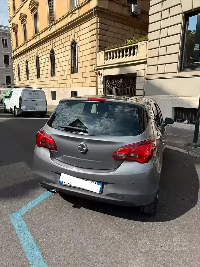 Usata Opel Corsa 90 CV (66 kW) 2016 Grigio Utilitaria