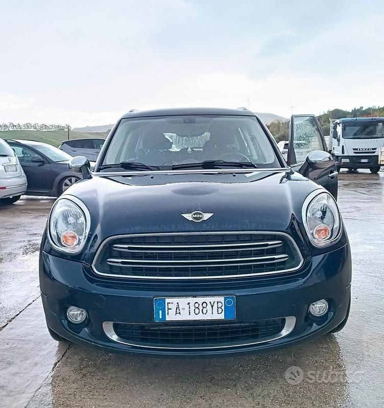 Usata 2015 Mini One D Countryman Business SUV | 10.900 € (Buon prezzo) - Immagine 1/4