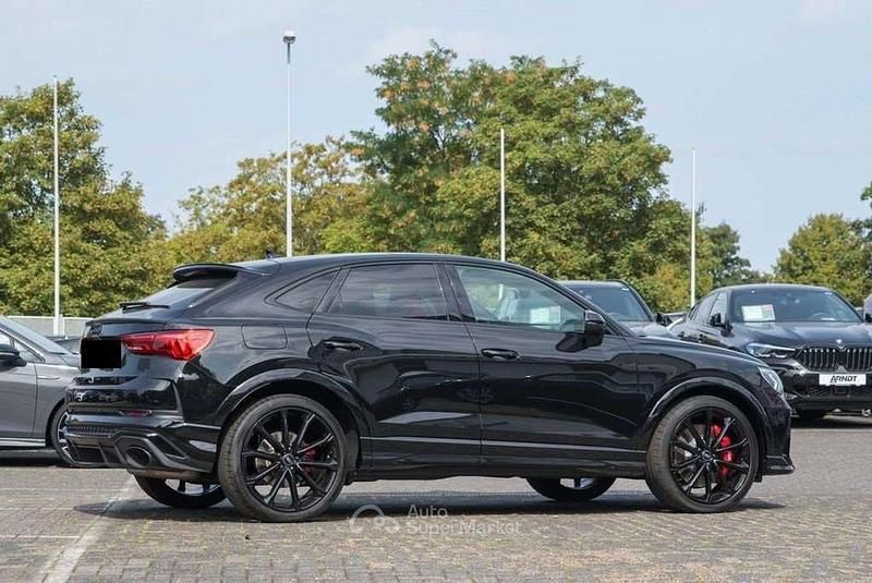 Usata Audi RS Q3 Ambiente 400 CV (294 kW) 2024 Nero SUV
