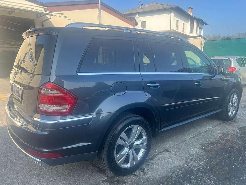 Usata Mercedes GL350 211 CV (155 kW) 2011 Grigio SUV
