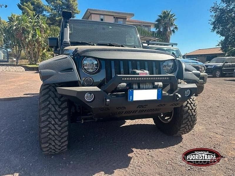 Usata Jeep Wrangler Unlimited Rubicon 177 CV (130 kW) 2008 Nero SUV