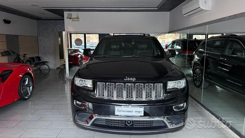 Usata Jeep Grand Cherokee Summit 250 CV (183 kW) 2014 Nero SUV