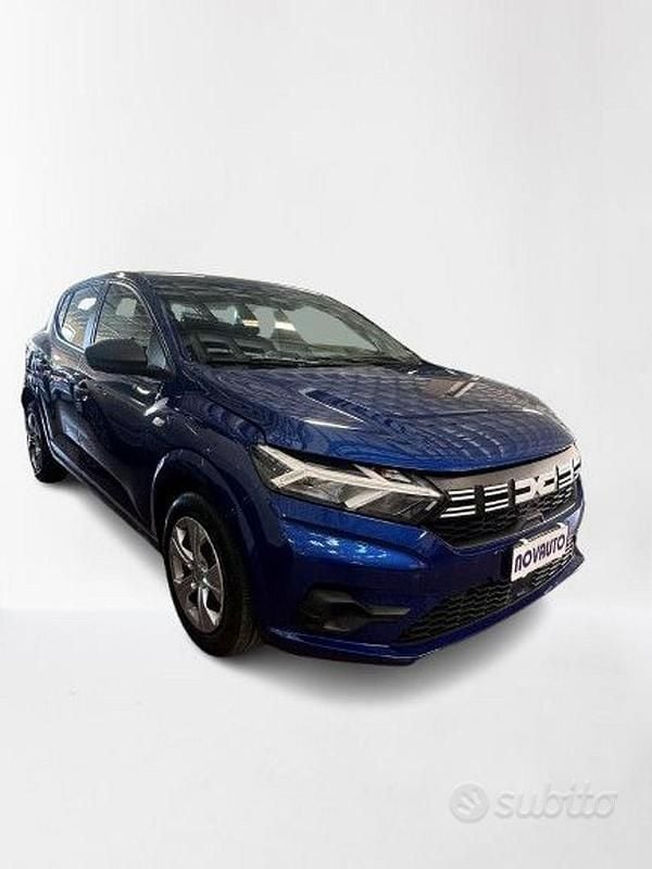 Usata Dacia Sandero Essentiel 67 CV (49 kW) 2024 Blu Utilitaria
