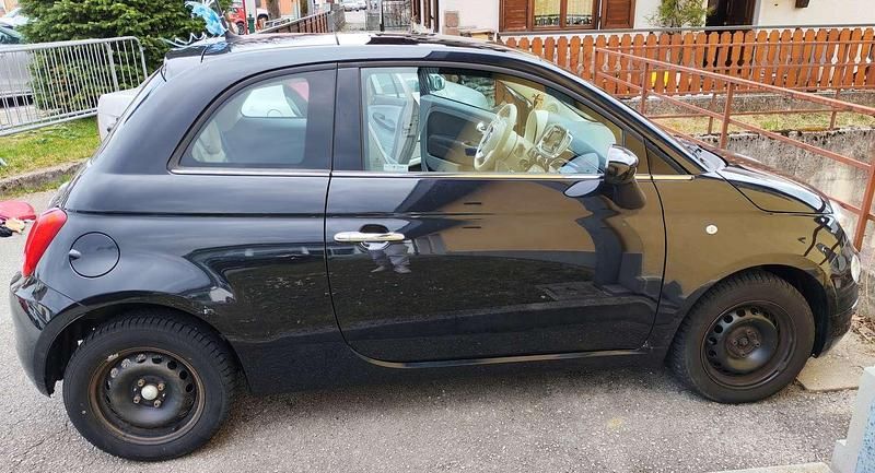 Usata Fiat 500 Lounge 69 CV (50 kW) 2017 Nero Utilitaria