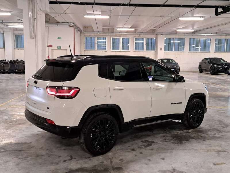 Usata Jeep Compass 131 CV (96 kW) 2024 Bianco SUV