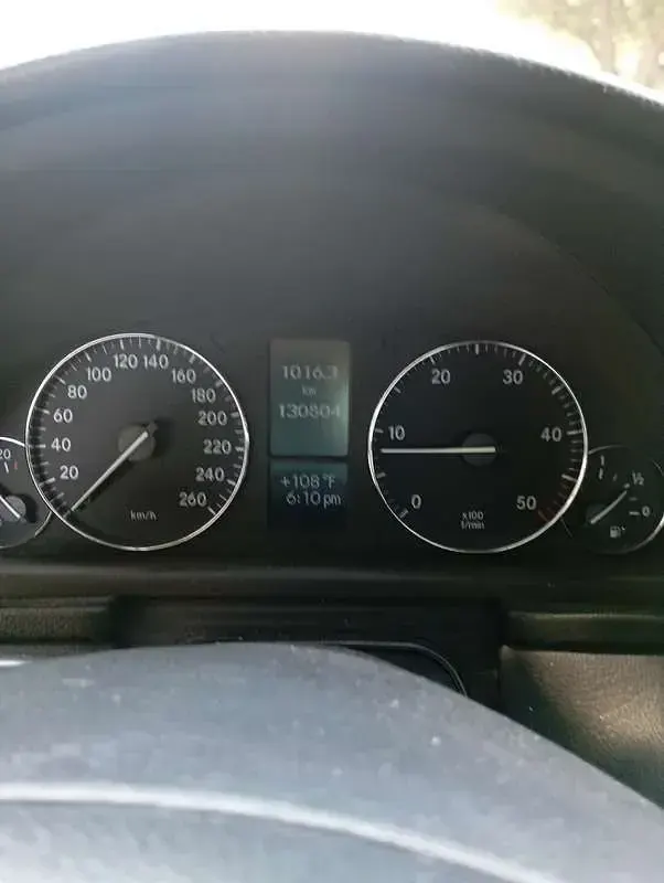 Usata Mercedes C220 Elegance 150 CV (110 kW) 2005 Berlina